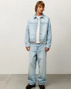 DENIM TRUCKER JACKET