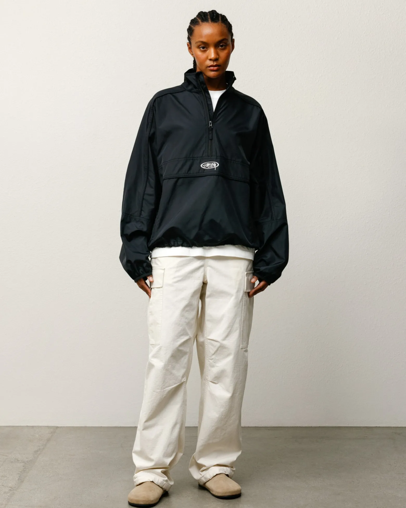 LIGHTWEIGHT PULLOVER JACKET