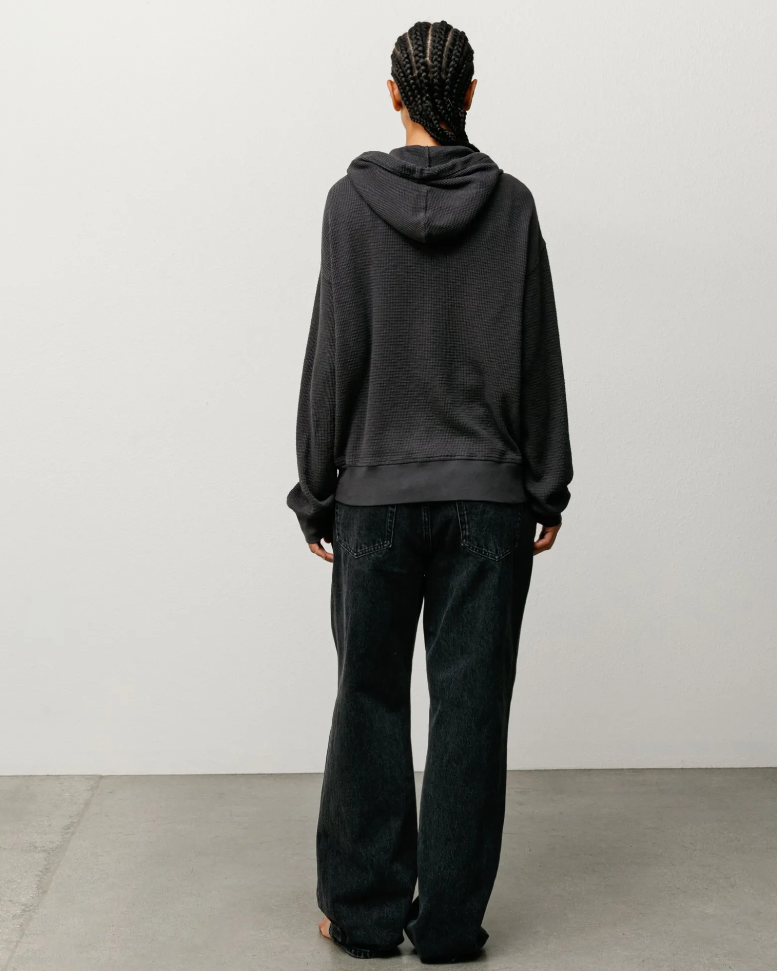 LIGHTWEIGHT THERMAL HOODIE