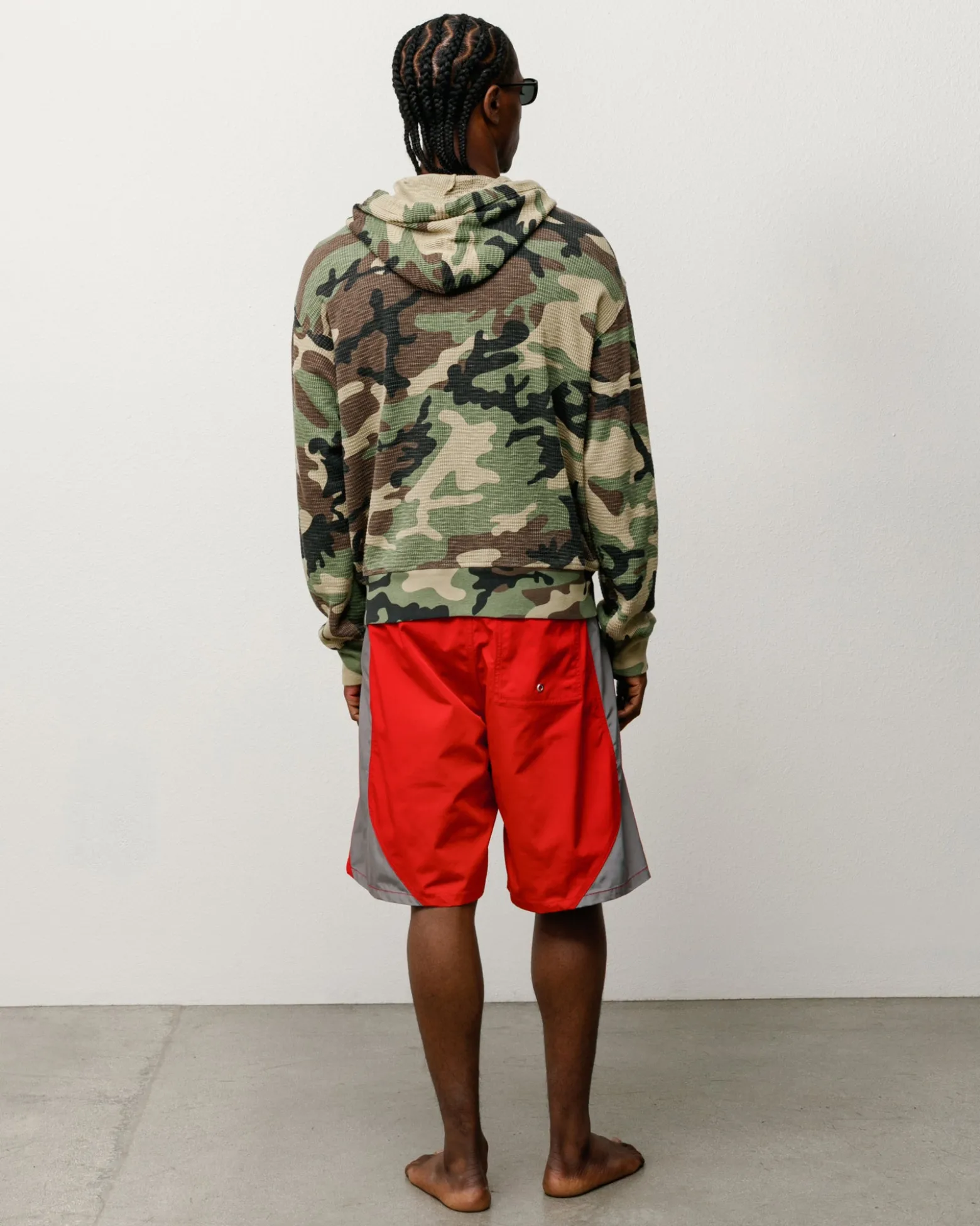 LIGHTWEIGHT THERMAL HOODIE