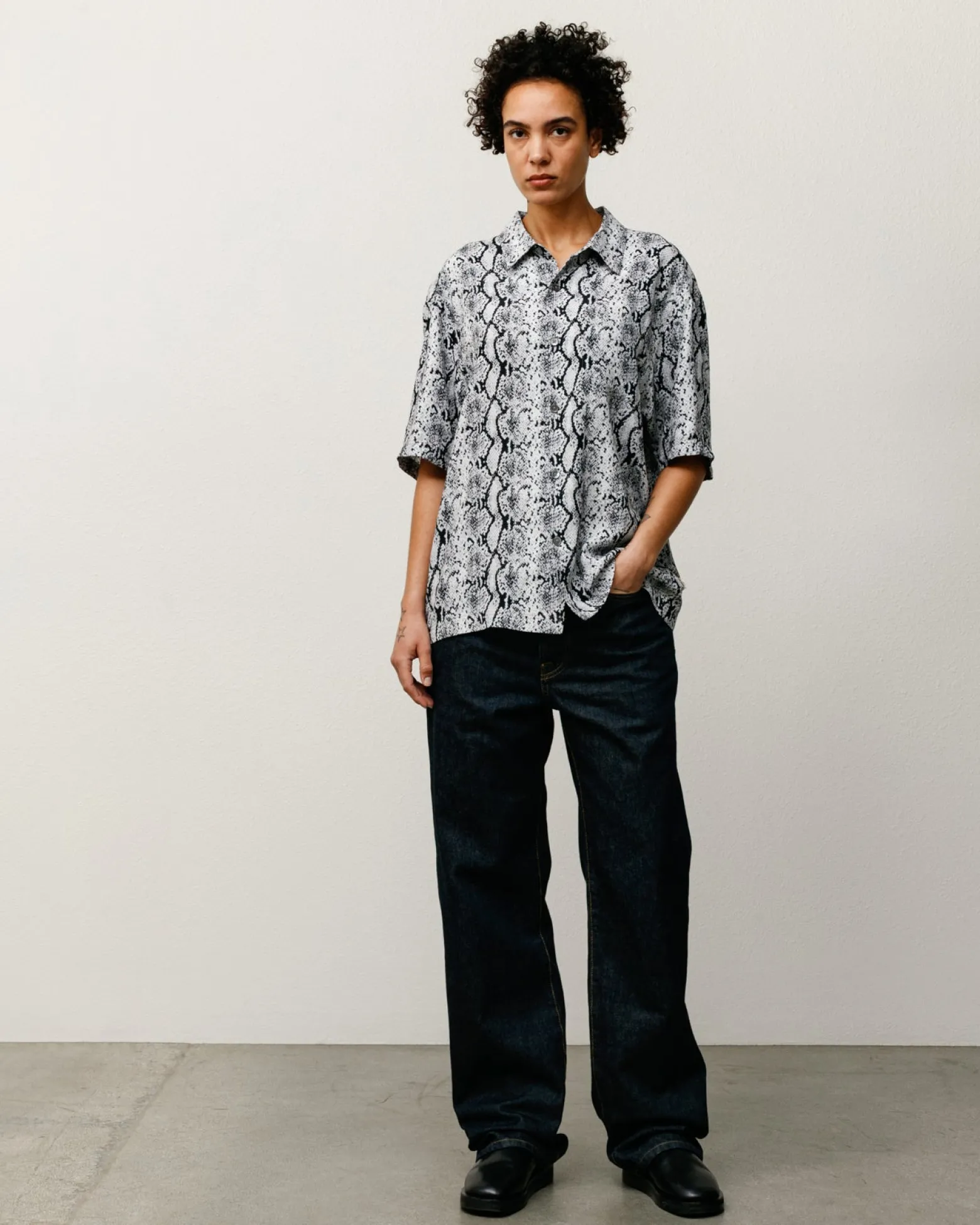 PYTHON SS SHIRT